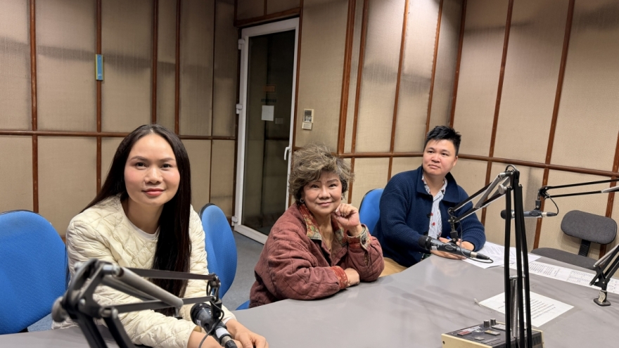 NSND Thanh Hoa và NSND Mai Hoa: 2 “đoá hoa” ngát hương trong vườn hoa âm nhạc VOV